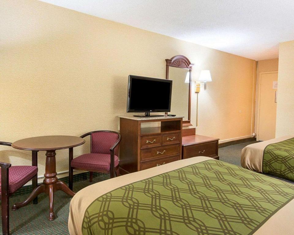 Econo Lodge Near Quantico Marine Base Dumfries Exteriör bild