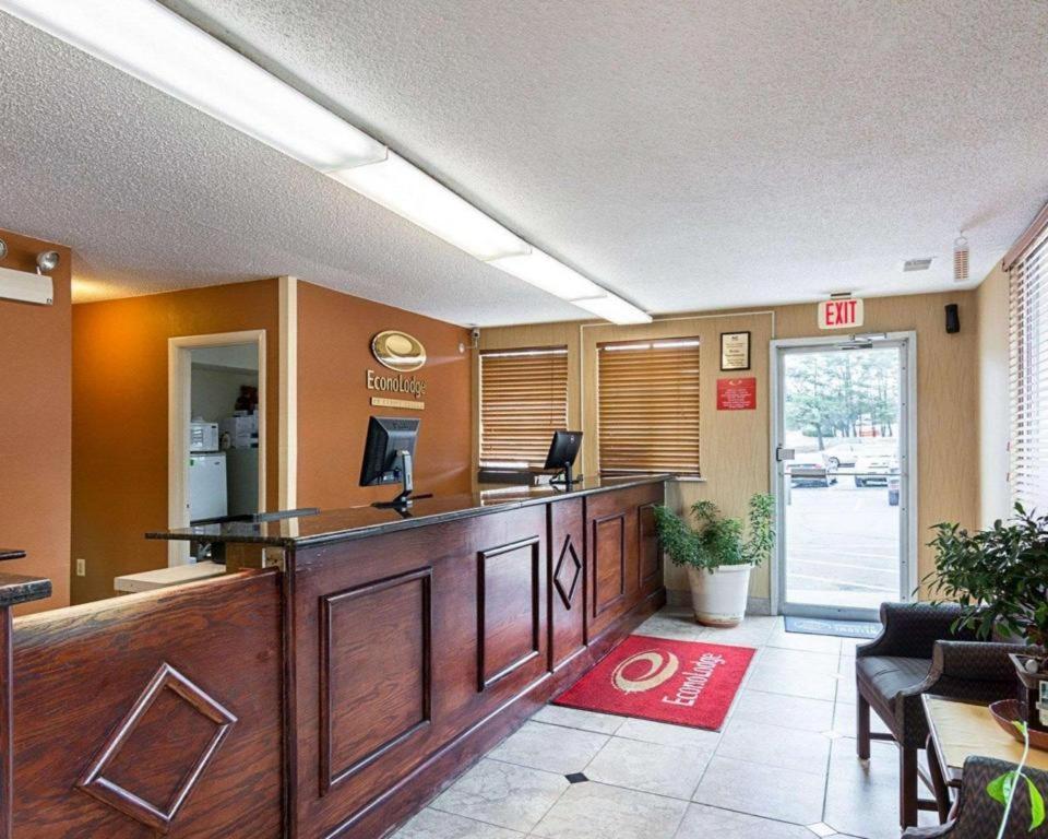 Econo Lodge Near Quantico Marine Base Dumfries Exteriör bild